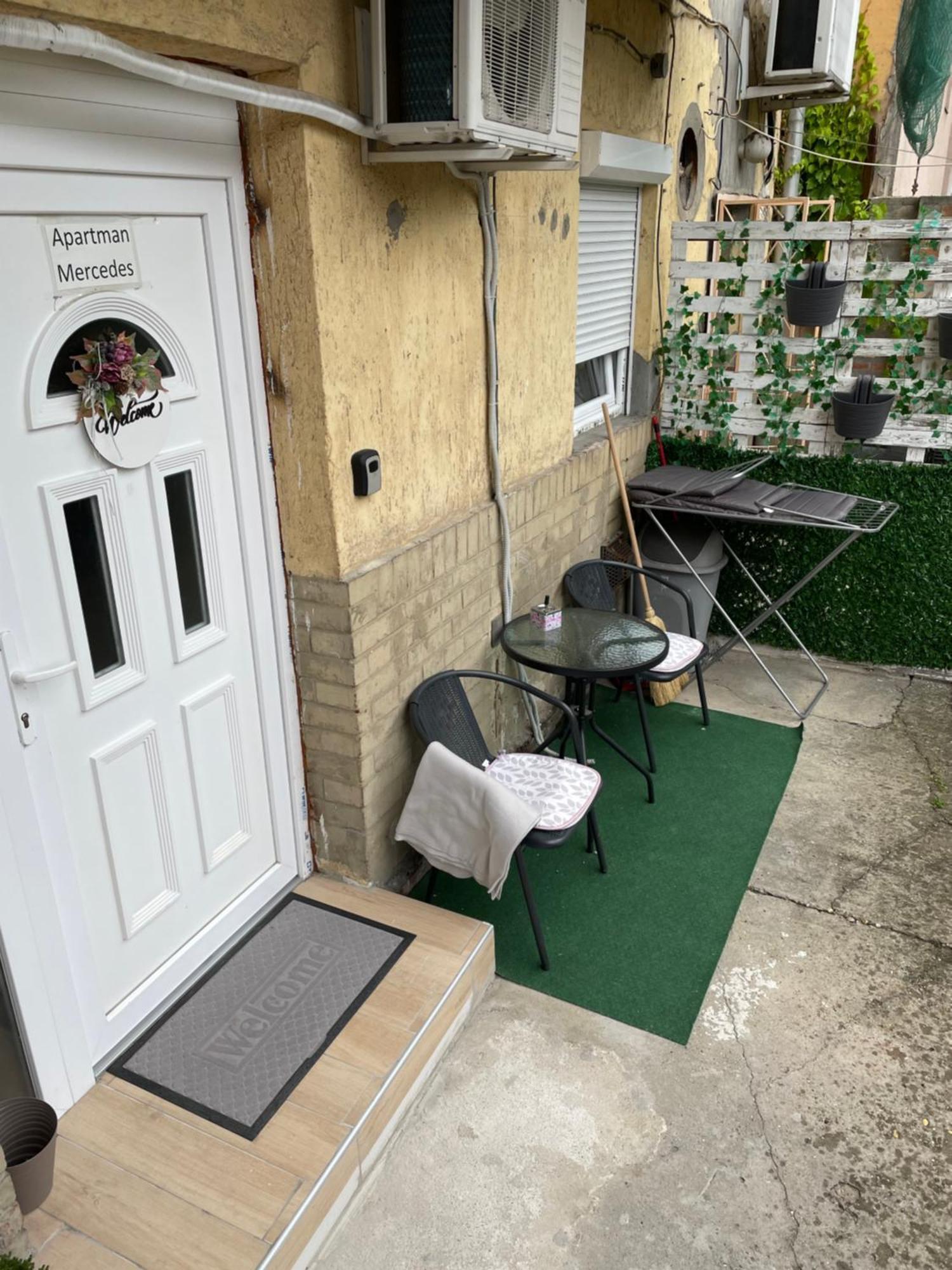 Apartman Mercedes Szeged Esterno foto